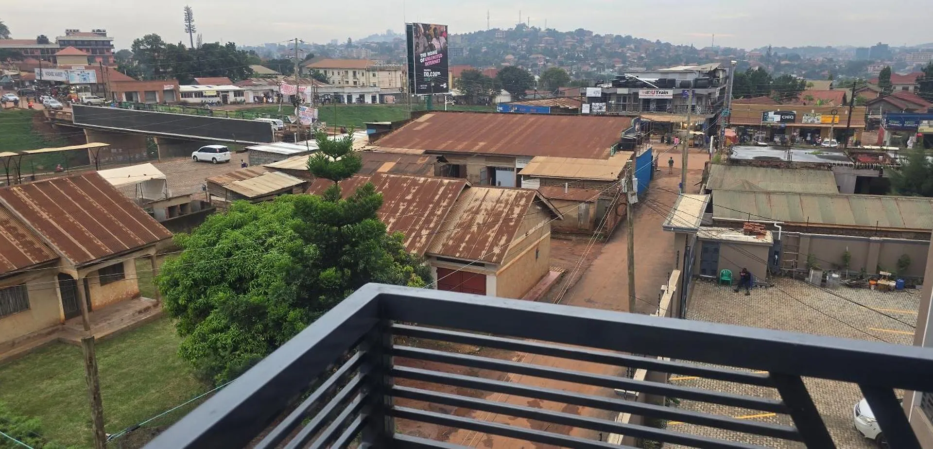 Dreamy Den Suites Kiwatule Kampala Uganda